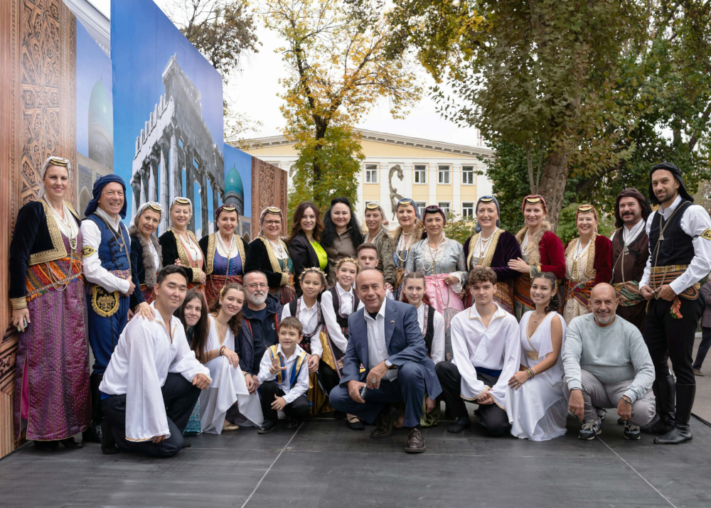 Ιστορικές Περίοδοι του Κέντρου Ελληνικού Πολιτισμού Ουζμπεκιστάν