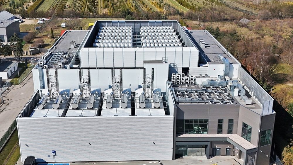 Data centers: Το νέο όπλο της Κίνας απέναντι στην υπερπροσφορά ΑΠΕ