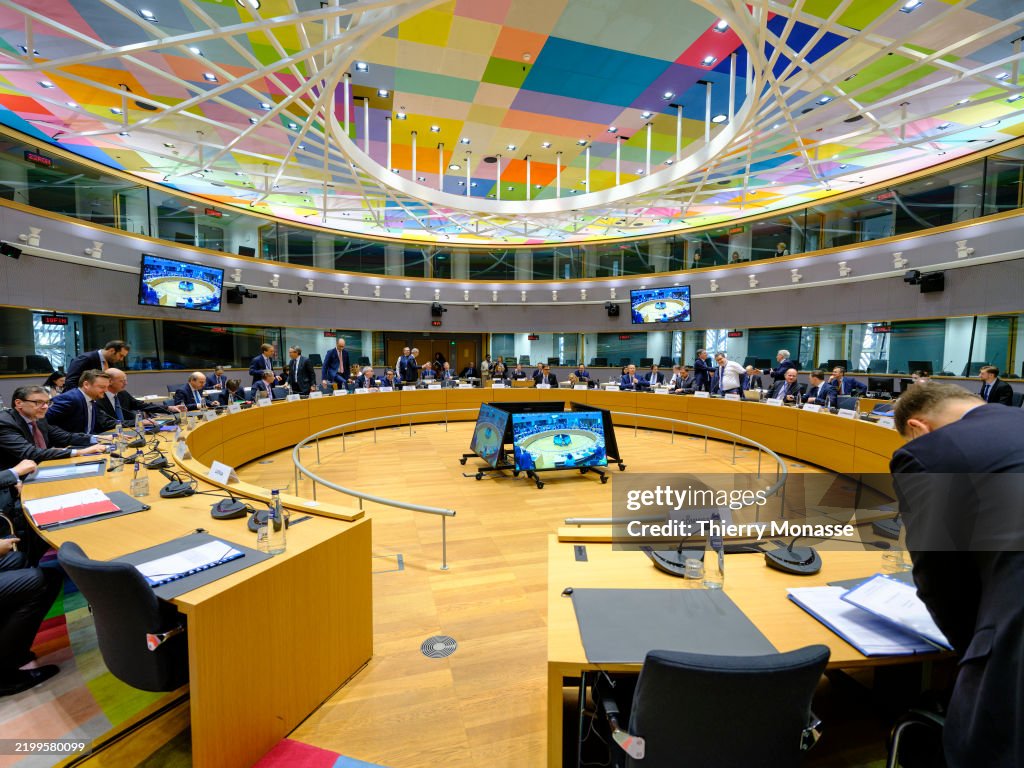 Five EU ministers call for new windfall tax on energy profits amid price surge