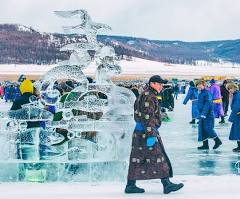 Κίνα-Μογγολία: Το Φεστιβάλ Πάγου και Χιονιού Νααντάμ δίνει ζωή στα παγωμένα λιβάδια εκτροφής των αλόγων