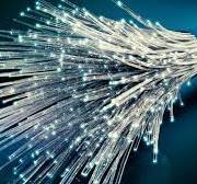 Η Google χαράζει νέες διαδρομές οπτικών ινών μεταξύ ΗΠΑ και Ινδίας