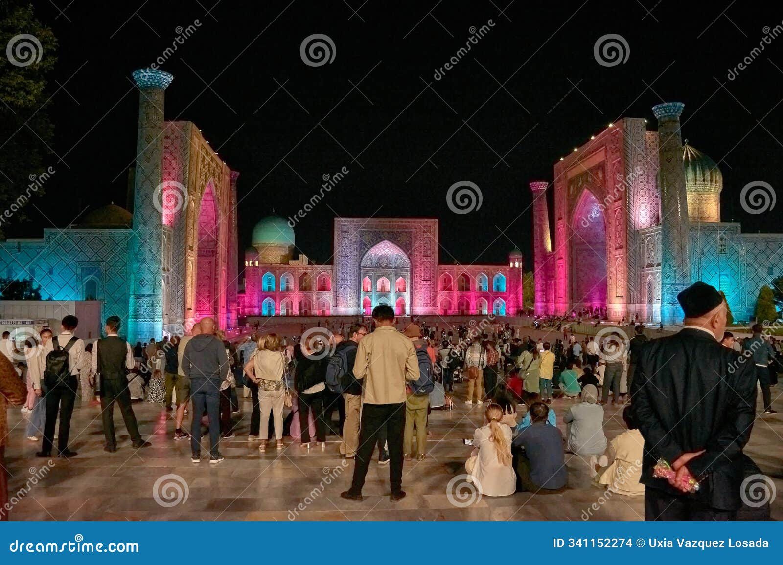 When the city lights up: discovering Uzbekistan after sunset-video